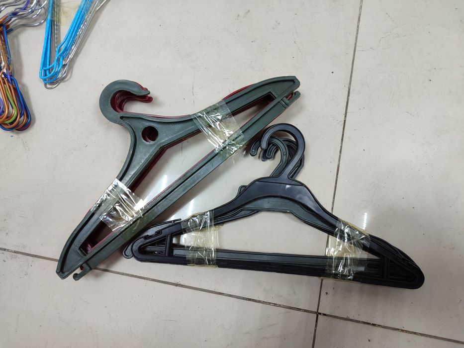 Плечики от 50 тенге