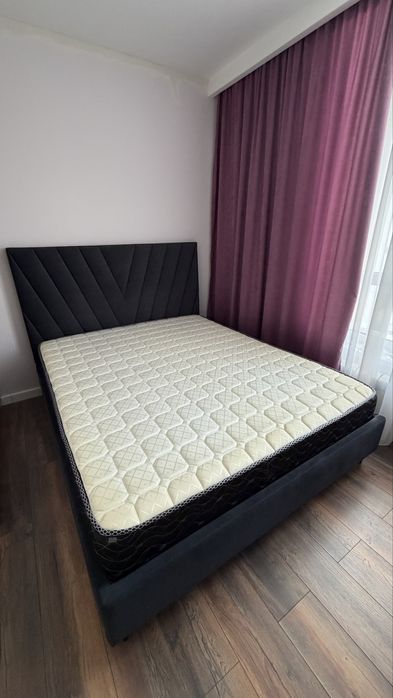 Кровать с матрасом 160:200см