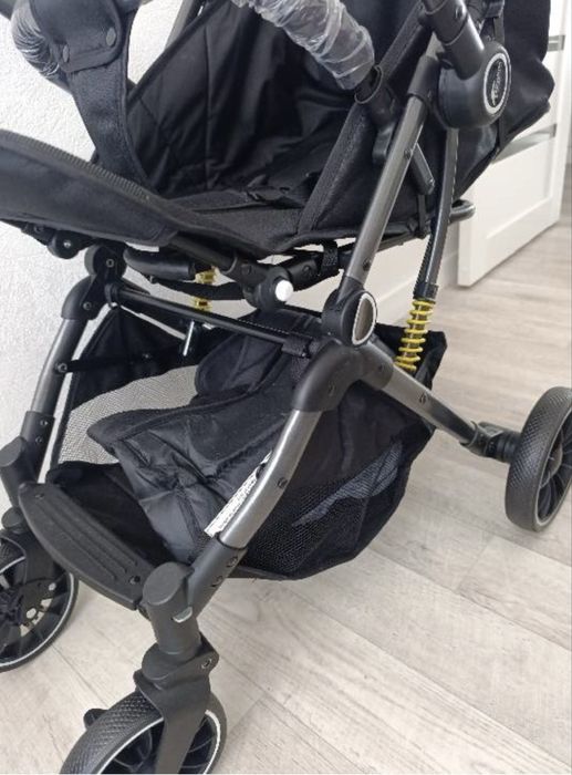 Продам Коляску Текнум прогулочная