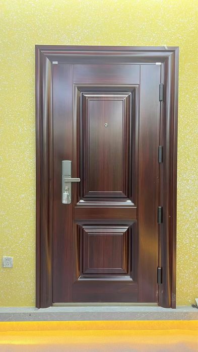 Метална врата 205/86см. 249лв + 19лв е доставката до офис на еко