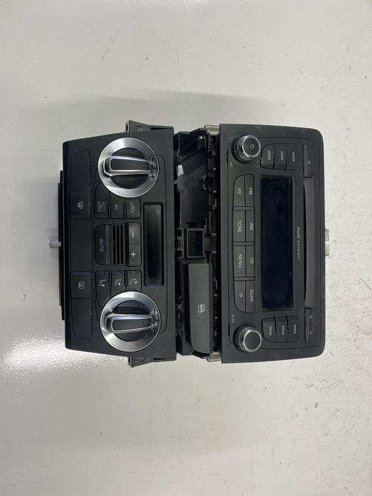 Двоен дин Audi A3 8P