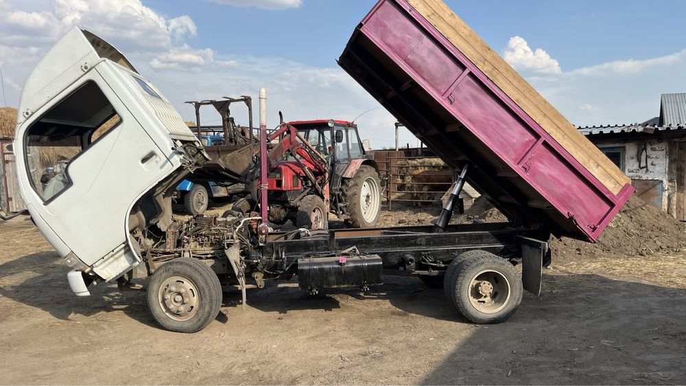 Продам грузовичок донфенг