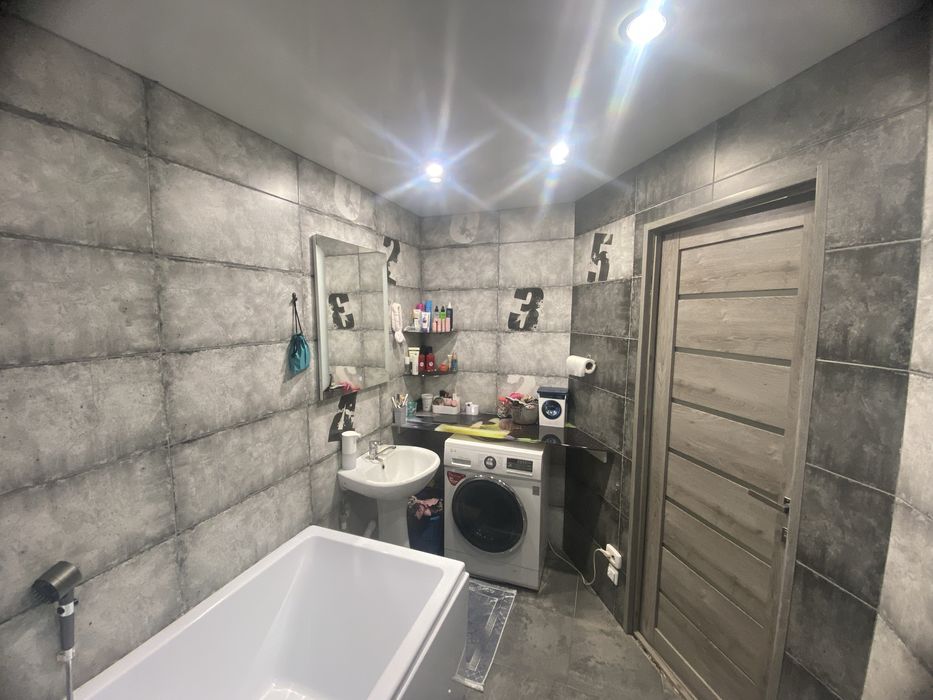 Продам 3-х комнатную квартиру