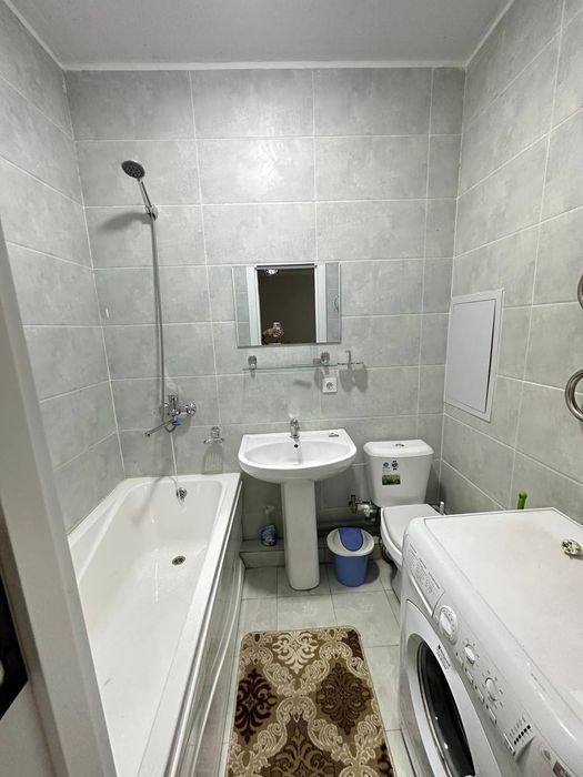 Аренда Сергили 7. ( 300-мактаб олдида)   1/5/9. Оилага берилади