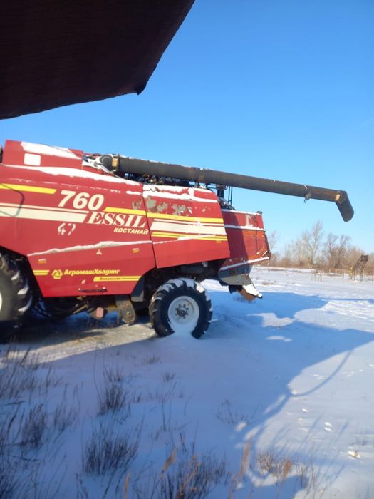Продам Комбайн Есиль -760