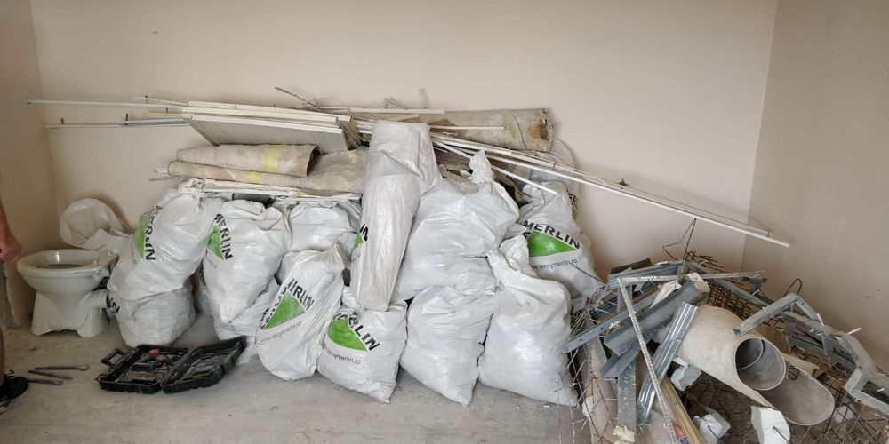 Debarasari apartamente, case,mobila veche