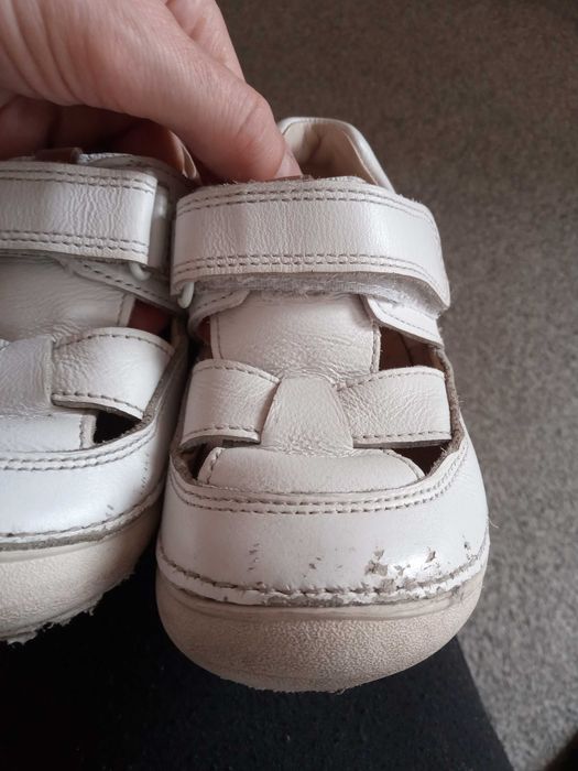 Sandale din piele Clarks mărimea 23