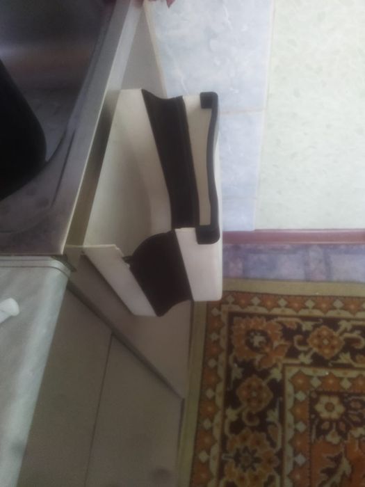 Продам ведро, открывашки.