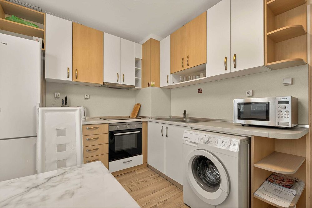 Дава се под наем Тристаен апартамент в Варна, Чайка - 100 кв.м за 997.05 € - Снимка #15