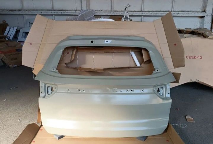 Крышка багажника Хюндай Муфаса