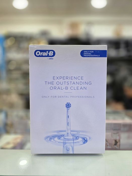 Электрическая зубная щетка Oral B Genius x 20000N Clean