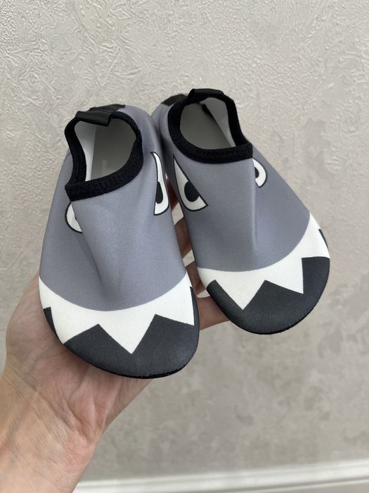 Аквашузы 23 р сандалии 24