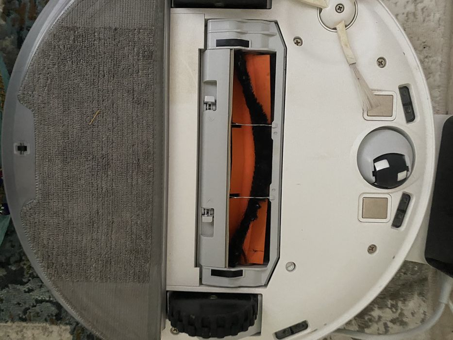 Продам робот пылесос