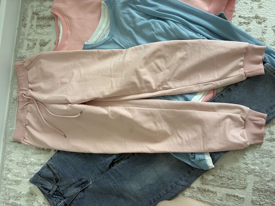 Отдам женские вещи