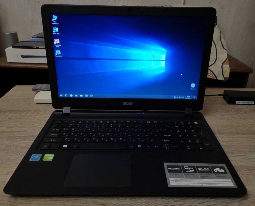 Лаптоп Acer Aspire ES1-532G