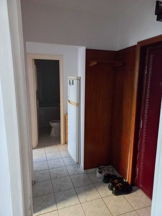 Inchiriez apartament 2 cam, Alexandru cel Bun