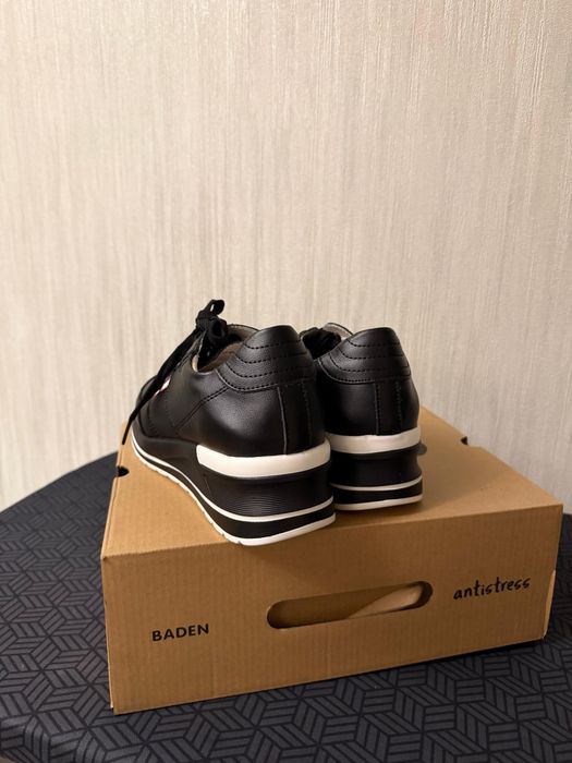 Турецкие кроссовки