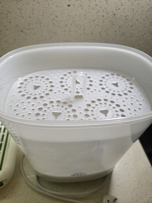 Стерилизатор Philips Avent  + принадлежности