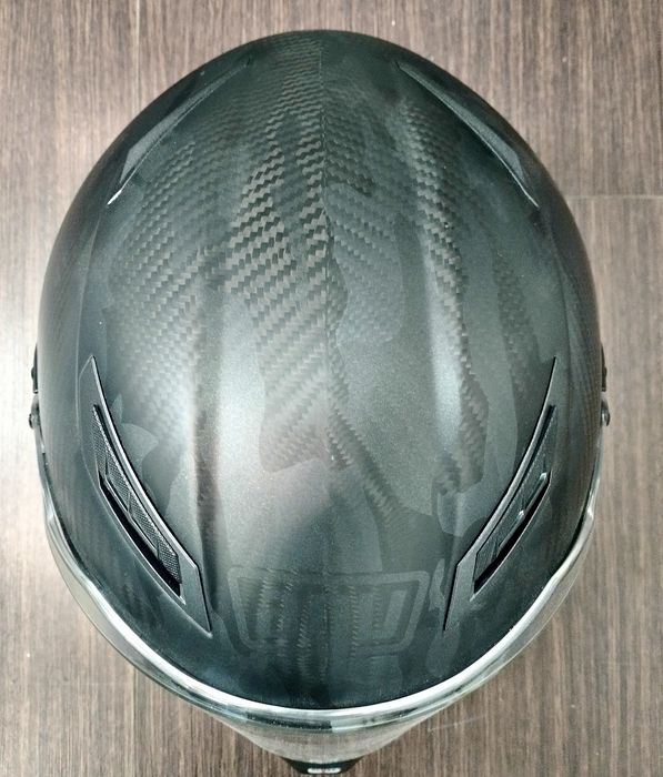 Echipament moto -gata de drum