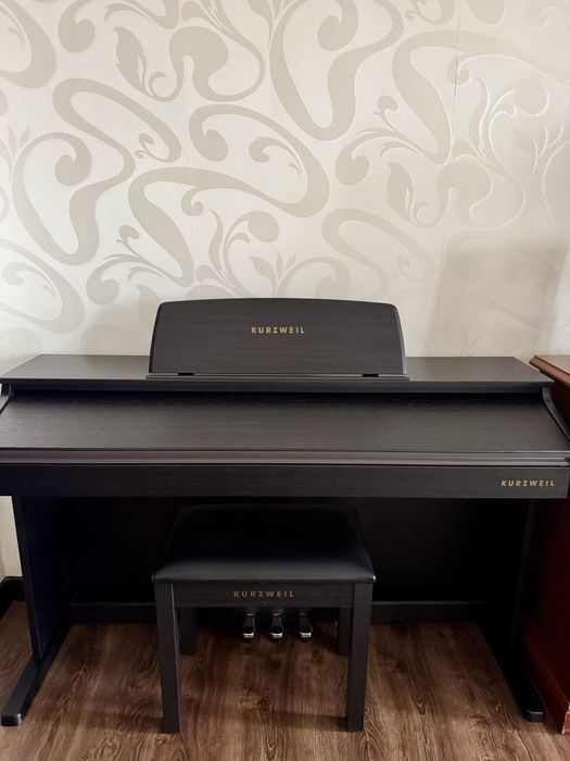 Цифровое пианино Kurzweil M100SR