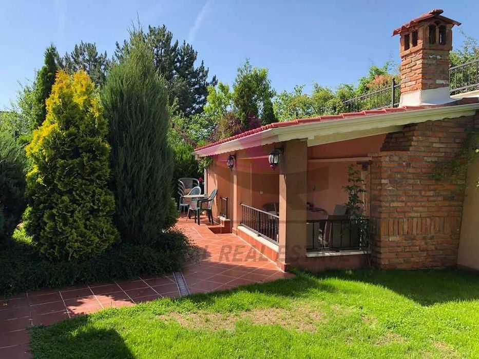 Дава се под наем Двустаен апартамент в Варна, м-т Траката - 52 кв.м за 458.49 € - Снимка #6