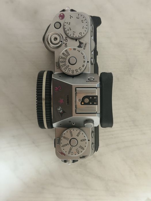 fujifilm xt5 siliver                                                 .