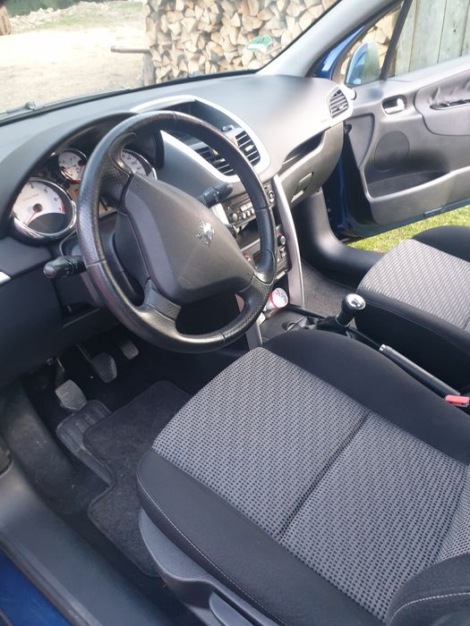 Peugeot 207 an 2009
