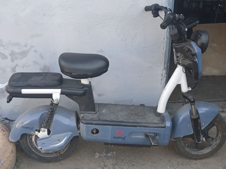 Продам электровелосипед на запчасти