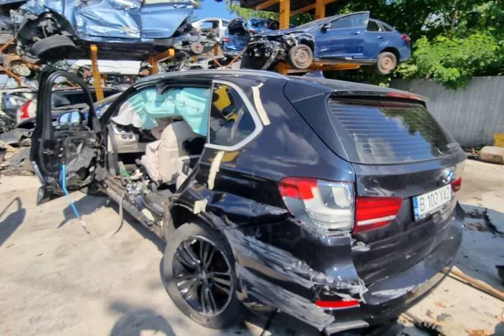 motor fara anexe complet BMW X5  f15 motor 3.0d 313cp N57D30B dezmembrez turbina injector brat x6 seria 7 5 f01 f10