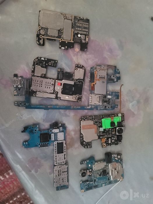 Samsung   Xiaomi
