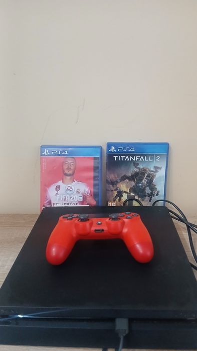 vand ps4 slim, +2 jocuri, +controller rosu