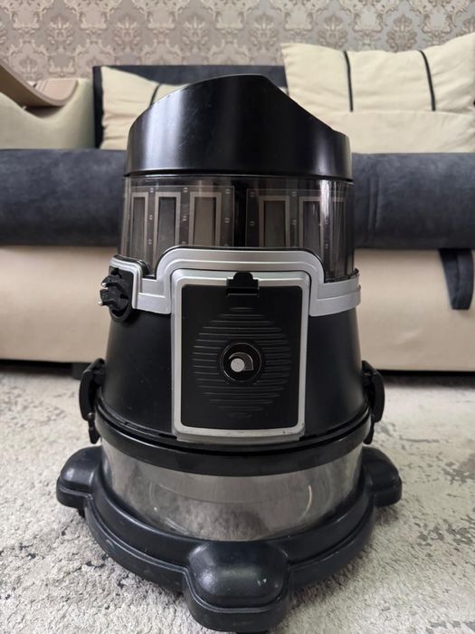 Продам пылисос робоклин