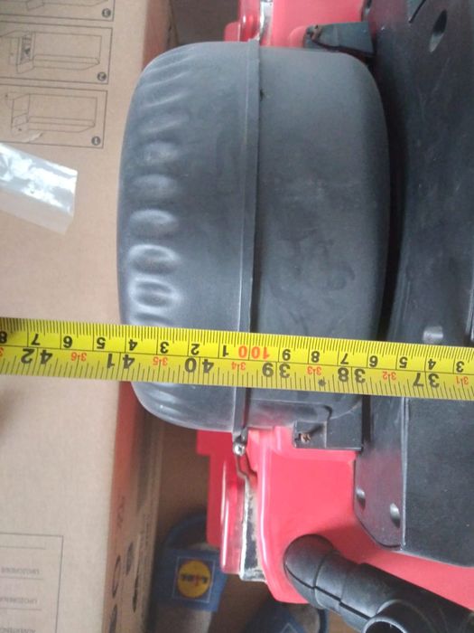 Mașinuță electrica