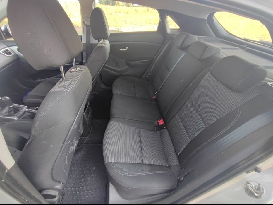 Hyundai i30  1.4D - accept unele variante