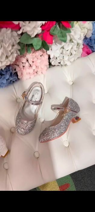 Красивые туфельки для принцессы