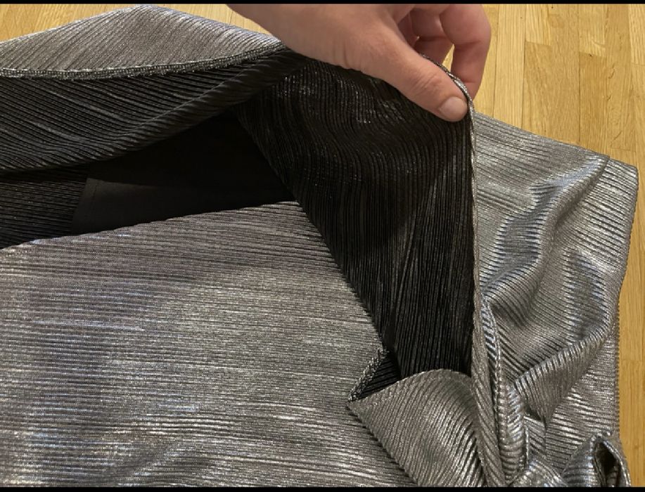 Fusta parte peste parte Bershka