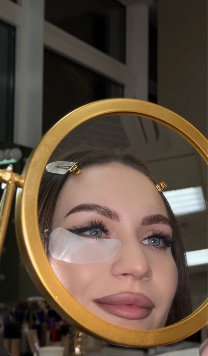 Окрашивание и ламинирование бровей