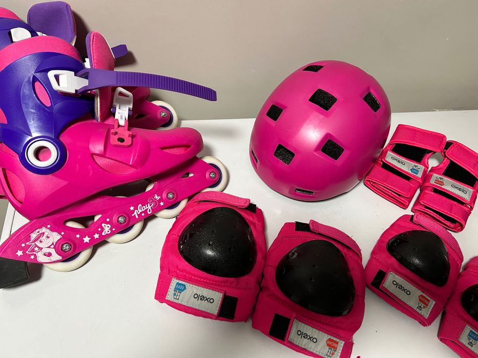 Продаю ролики для девочки в комплекте