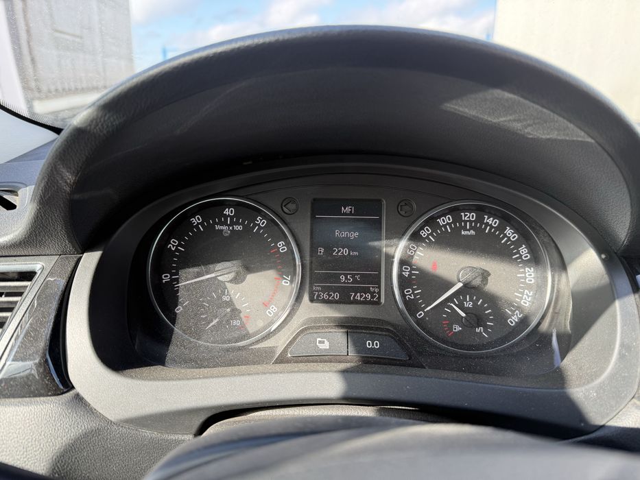 Skoda rapid avariata 2015