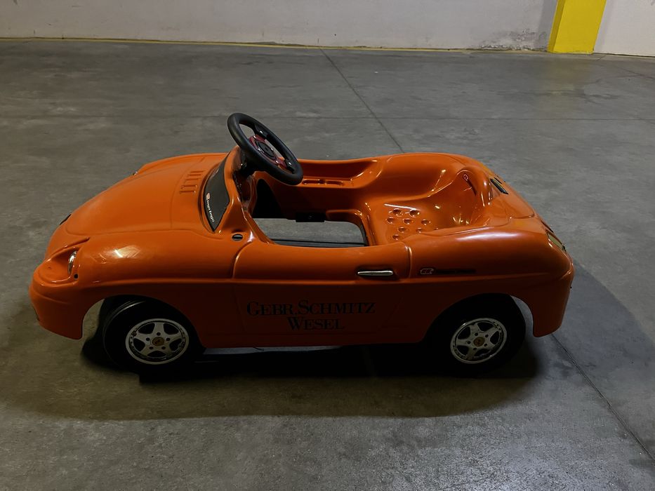 Количка с педали Fiat Barchetta