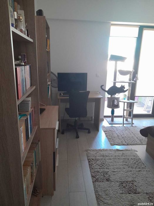 Schimb (vând) apartament 4 camere Rm. Vâlcea cu București