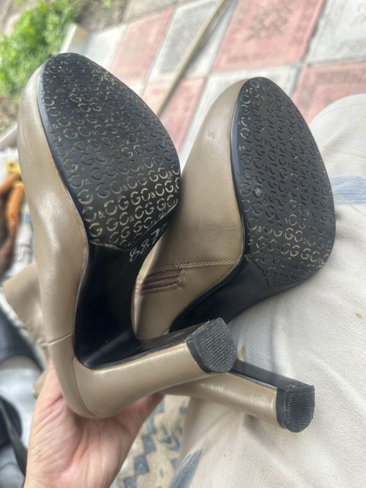 Разная обувь туфли, сапоги