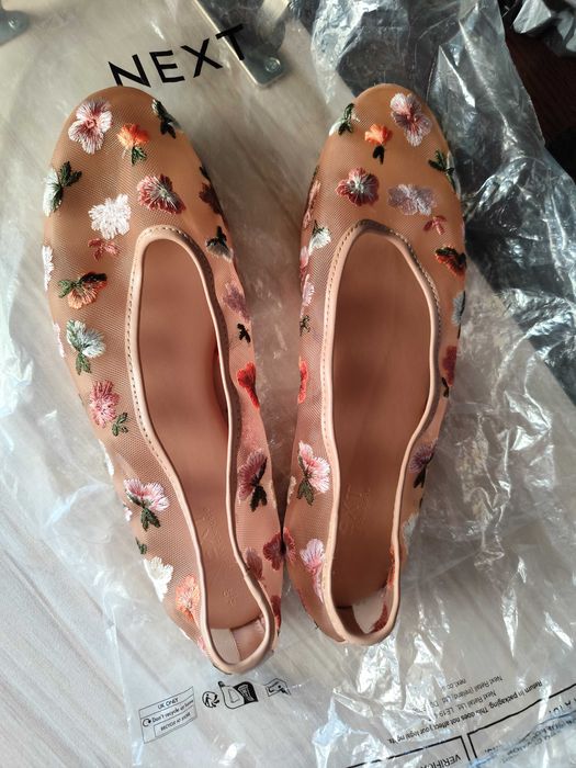 Обувки балеринки Next