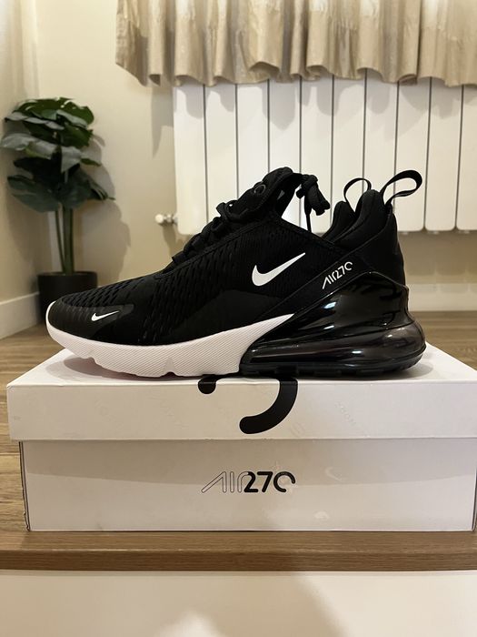 Nike Air Max 270