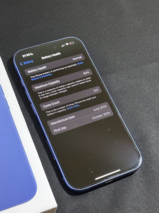 iPhone 16 128GB Ultramarine 90% Battery Health