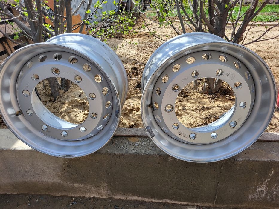 Грузовые  диски.