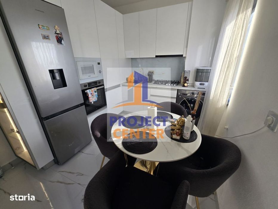 Apartament 3 camere, zona Targul Saptamanal