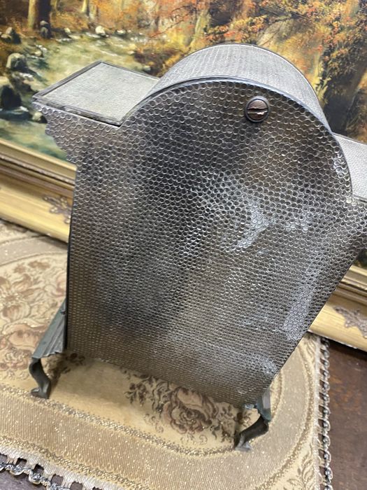 Настолен часовник Франция спелтър бароков стил кварц 1970