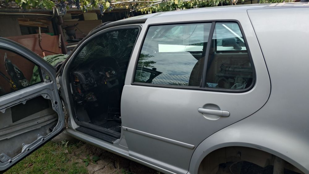 Врати за Голф 4, хечбек