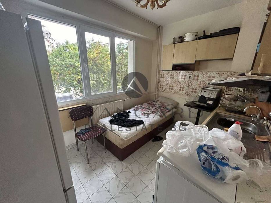 Продава се Двустаен апартамент в Пловдив, Кършияка - 50 кв.м за 1640 €/кв.м - Снимка #2